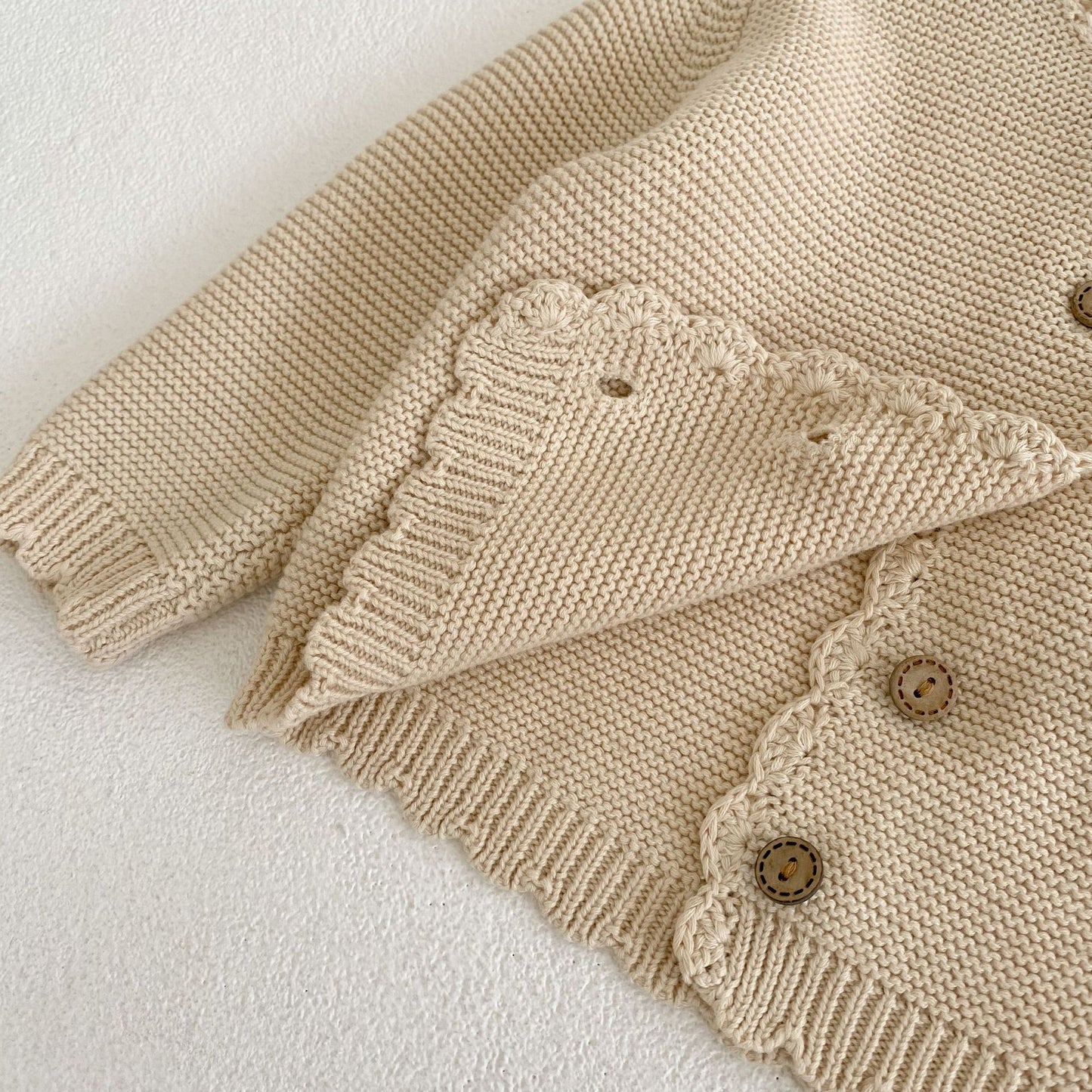 Spring baby unisex solid color long sleeve 100% cotton simple cardigan newborn fashion handmade knitted jacket