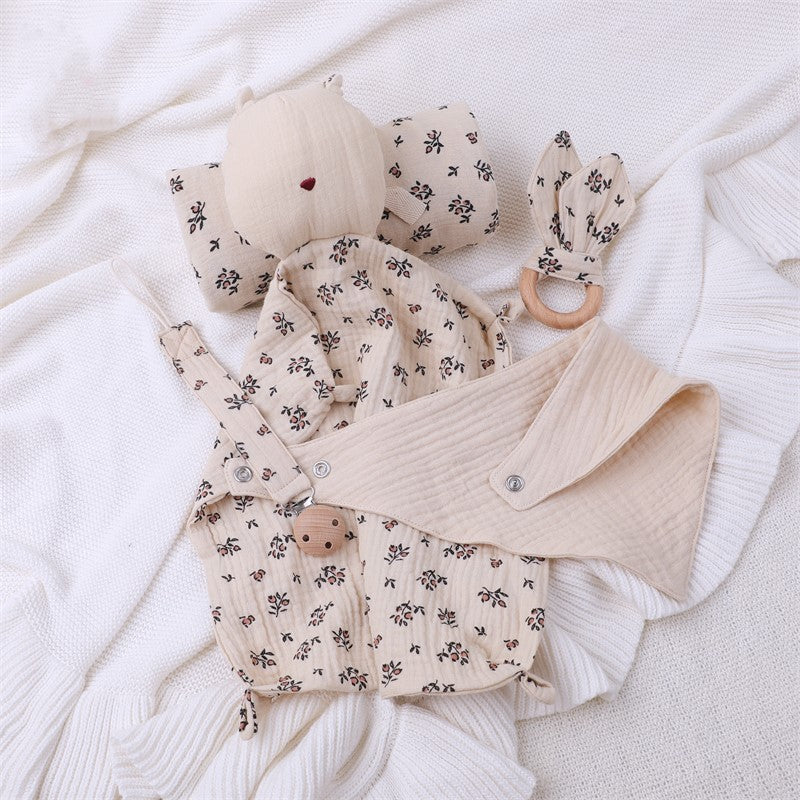 Baby Gift Box Set Animal Pattern Woven Muslin Swaddle Blanket Fiber Filled Bedding Set