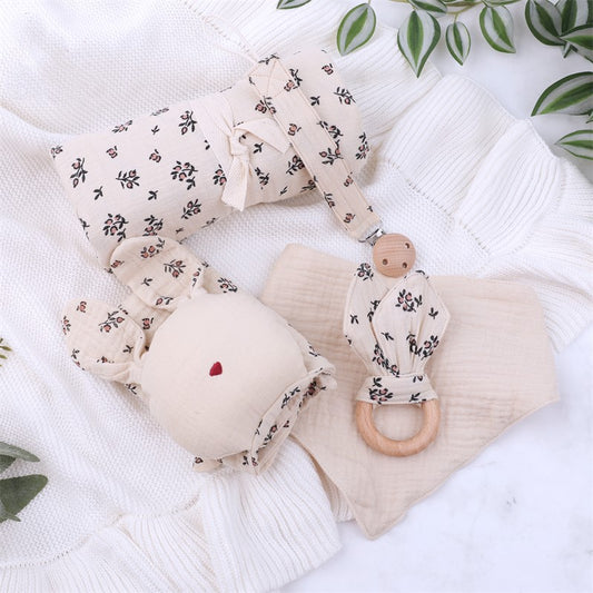 Baby Gift Box Set Animal Pattern Woven Muslin Swaddle Blanket Fiber Filled Bedding Set