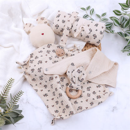 Baby Gift Box Set Animal Pattern Woven Muslin Swaddle Blanket Fiber Filled Bedding Set
