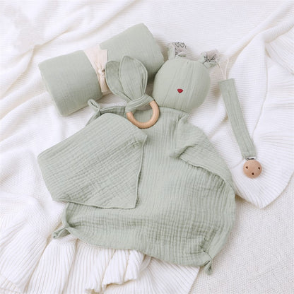Newborn Baby Gift Box Set Animal Pattern Woven Muslin Swaddle Blanket Fiber Filled Bedding Set