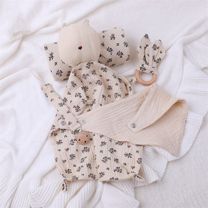 Baby Gift Box Set Animal Pattern Woven Muslin Swaddle Blanket Fiber Filled Bedding Set